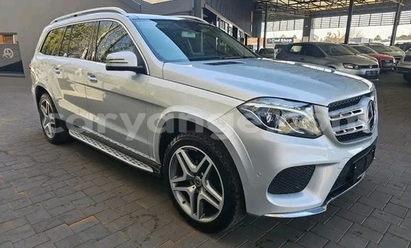 Acheter Occasion Voiture Mercedes-Benz CLS-klasse AMG Gris à Gobabis, Omaheke Acheter Occasion Voiture Mercedes-Benz CLS-klasse AMG Gris à Gobabis, Omaheke