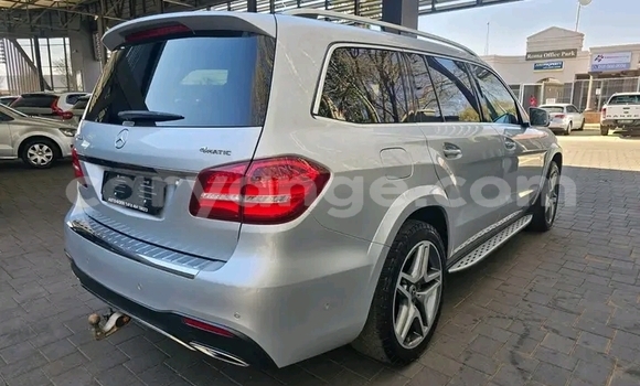 Acheter Occasion Voiture Mercedes-Benz CLS-klasse AMG Gris à Gobabis, Omaheke Acheter Occasion Voiture Mercedes-Benz CLS-klasse AMG Gris à Gobabis, Omaheke