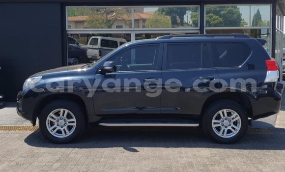 Acheter Occasion Voiture Toyota Land Cruiser Prado Noir à Gobabis, Omaheke Acheter Occasion Voiture Toyota Land Cruiser Prado Noir à Gobabis, Omaheke