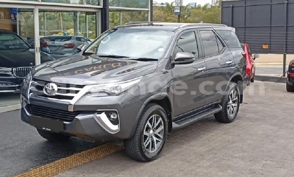 Buy Used Toyota Fortuner Silver Car in Gobabis in Omaheke Buy Used Toyota Fortuner Silver Car in Gobabis in Omaheke