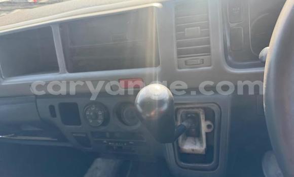 Buy Used Toyota Hi Ace White Car in Gobabis in Omaheke Buy Used Toyota Hi Ace White Car in Gobabis in Omaheke