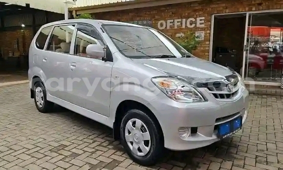 Acheter Occasion Voiture Toyota Avanza Gris à Gobabis, Omaheke Acheter Occasion Voiture Toyota Avanza Gris à Gobabis, Omaheke