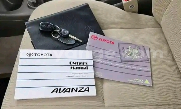 Acheter Occasion Voiture Toyota Avanza Gris à Gobabis, Omaheke Acheter Occasion Voiture Toyota Avanza Gris à Gobabis, Omaheke