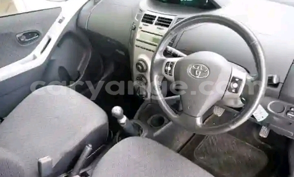 Acheter Occasion Voiture Toyota Yaris Gris à Gobabis, Omaheke Acheter Occasion Voiture Toyota Yaris Gris à Gobabis, Omaheke