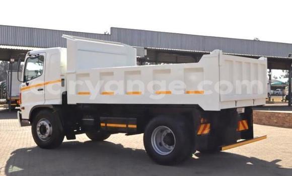 Buy Used Hino 300 Series White Truck in Windhoek in Namibia Buy Used Hino 300 Series White Truck in Windhoek in Namibia