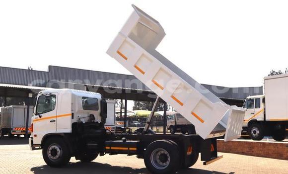 Buy Used Hino 300 Series White Truck in Windhoek in Namibia Buy Used Hino 300 Series White Truck in Windhoek in Namibia