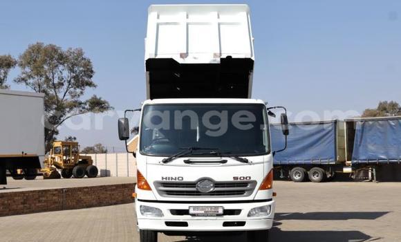 Buy Used Hino 300 Series White Truck in Windhoek in Namibia Buy Used Hino 300 Series White Truck in Windhoek in Namibia