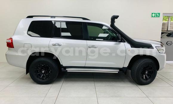 Buy Used Toyota Land Cruiser Prado White Car in Windhoek in Namibia Buy Used Toyota Land Cruiser Prado White Car in Windhoek in Namibia