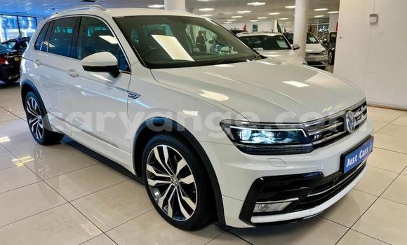 Buy Used Volkswagen Amarok White Car in Windhoek in Namibia Buy Used Volkswagen Amarok White Car in Windhoek in Namibia