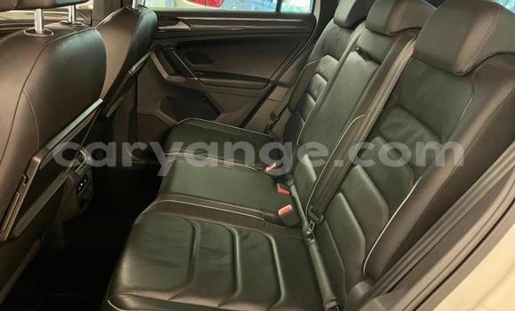 Buy Used Volkswagen Amarok White Car in Windhoek in Namibia Buy Used Volkswagen Amarok White Car in Windhoek in Namibia