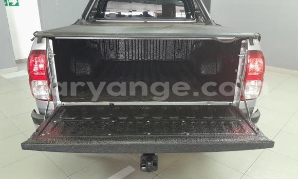 Buy Used Toyota Hilux Silver Car in Windhoek in Namibia Buy Used Toyota Hilux Silver Car in Windhoek in Namibia