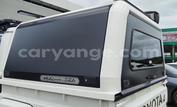 Buy Used Toyota Land Cruiser Beige Car in Windhoek in Namibia Buy Used Toyota Land Cruiser Beige Car in Windhoek in Namibia