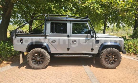 Buy Used Land Rover Defender Silver Car in Windhoek in Namibia Buy Used Land Rover Defender Silver Car in Windhoek in Namibia