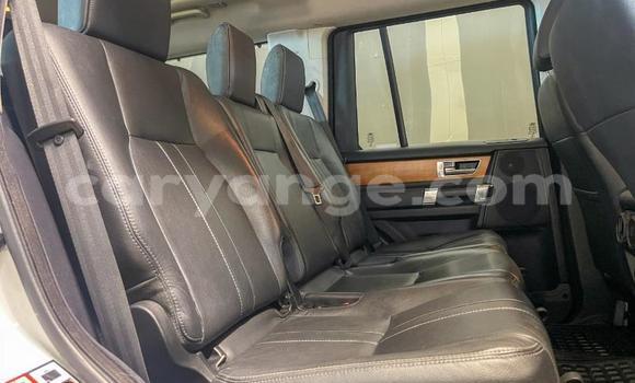 Buy Used Land Rover Discovery White Car in Windhoek in Namibia Buy Used Land Rover Discovery White Car in Windhoek in Namibia