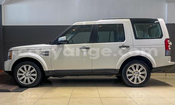 Buy Used Land Rover Discovery White Car in Windhoek in Namibia Buy Used Land Rover Discovery White Car in Windhoek in Namibia