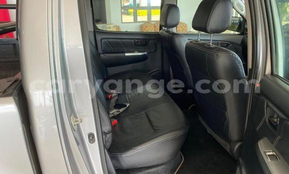 Buy Used Toyota Hilux Silver Car in Windhoek in Namibia Buy Used Toyota Hilux Silver Car in Windhoek in Namibia