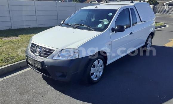 Acheter Occasion Voiture Nissan NP 300 Blanc à Windhoek, Namibie