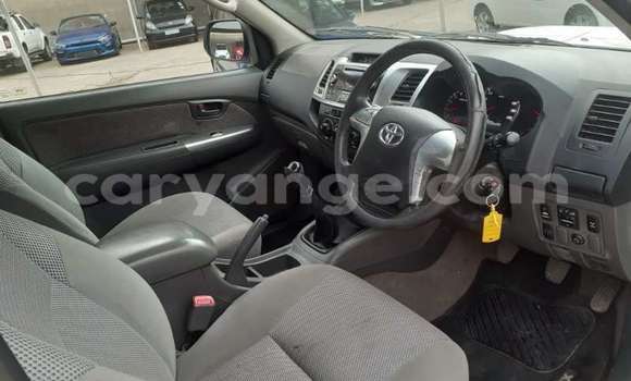Buy Used Toyota Hilux White Car in Windhoek in Namibia Buy Used Toyota Hilux White Car in Windhoek in Namibia
