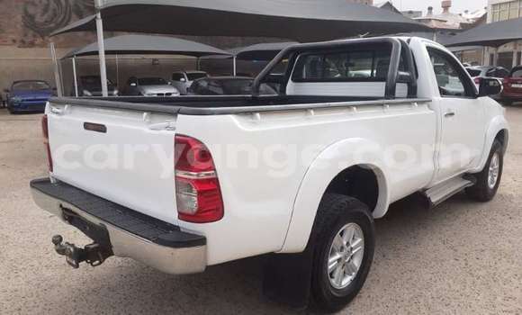 Buy Used Toyota Hilux White Car in Windhoek in Namibia Buy Used Toyota Hilux White Car in Windhoek in Namibia