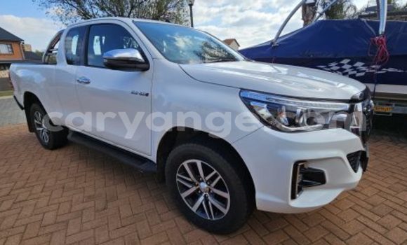 Buy Used Toyota Hilux White Car in Windhoek in Namibia