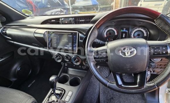 Buy Used Toyota Hilux White Car in Windhoek in Namibia Buy Used Toyota Hilux White Car in Windhoek in Namibia