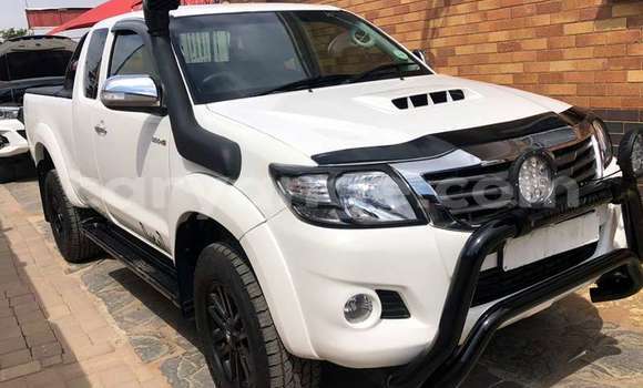 Buy Used Toyota Hilux White Car in Windhoek in Namibia Buy Used Toyota Hilux White Car in Windhoek in Namibia