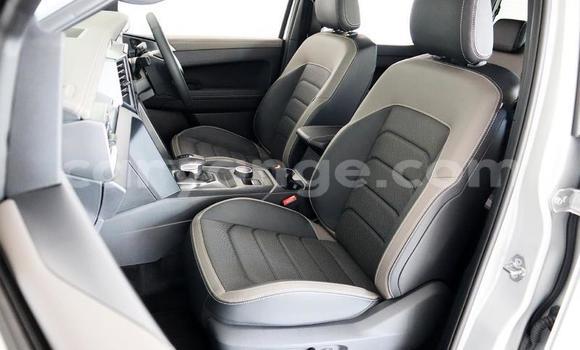 Buy Used Volkswagen Amarok Silver Car in Windhoek in Namibia Buy Used Volkswagen Amarok Silver Car in Windhoek in Namibia