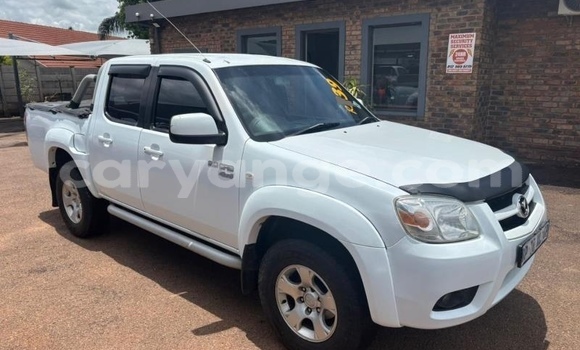 Acheter Occasion Voiture Mazda BT-50 Blanc à Windhoek, Namibie