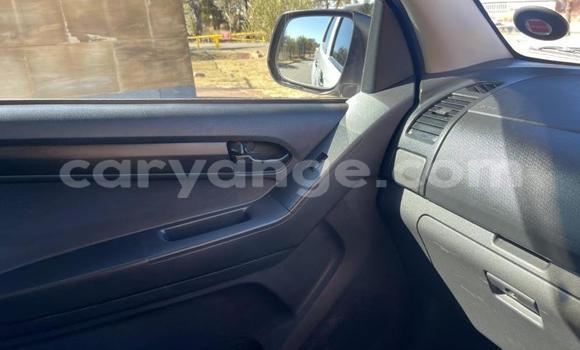 Buy Used Isuzu KB White Car in Gobabis in Omaheke Buy Used Isuzu KB White Car in Gobabis in Omaheke