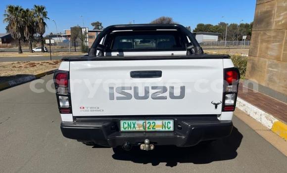 Buy Used Isuzu KB White Car in Gobabis in Omaheke Buy Used Isuzu KB White Car in Gobabis in Omaheke