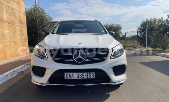 Acheter Occasion Voiture Mercedes-Benz GLE Blanc à Gobabis, Omaheke Acheter Occasion Voiture Mercedes-Benz GLE Blanc à Gobabis, Omaheke