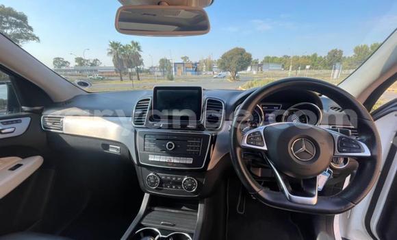 Acheter Occasion Voiture Mercedes-Benz GLE Blanc à Gobabis, Omaheke Acheter Occasion Voiture Mercedes-Benz GLE Blanc à Gobabis, Omaheke