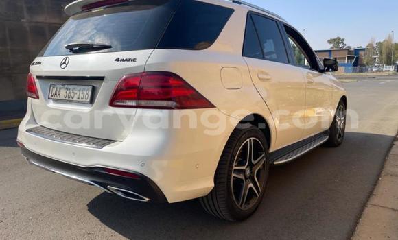 Acheter Occasion Voiture Mercedes-Benz GLE Blanc à Gobabis, Omaheke Acheter Occasion Voiture Mercedes-Benz GLE Blanc à Gobabis, Omaheke