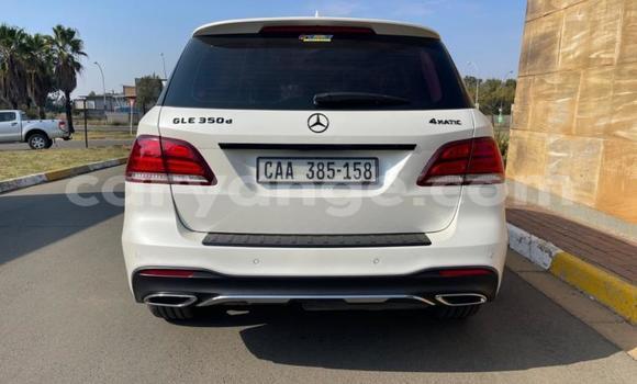 Acheter Occasion Voiture Mercedes-Benz GLE Blanc à Gobabis, Omaheke Acheter Occasion Voiture Mercedes-Benz GLE Blanc à Gobabis, Omaheke