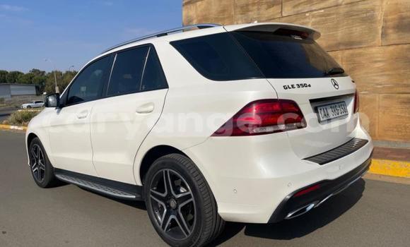 Acheter Occasion Voiture Mercedes-Benz GLE Blanc à Gobabis, Omaheke Acheter Occasion Voiture Mercedes-Benz GLE Blanc à Gobabis, Omaheke