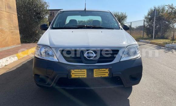 Acheter Occasion Voiture Nissan NP 300 Blanc à Gobabis, Omaheke Acheter Occasion Voiture Nissan NP 300 Blanc à Gobabis, Omaheke