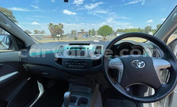 Buy Used Toyota Hilux Silver Car in Gobabis in Omaheke Buy Used Toyota Hilux Silver Car in Gobabis in Omaheke