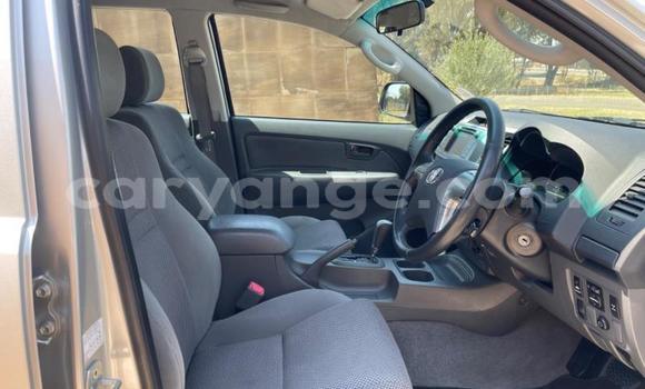 Buy Used Toyota Hilux Silver Car in Gobabis in Omaheke Buy Used Toyota Hilux Silver Car in Gobabis in Omaheke