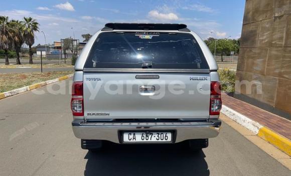 Buy Used Toyota Hilux Silver Car in Gobabis in Omaheke Buy Used Toyota Hilux Silver Car in Gobabis in Omaheke
