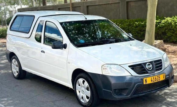 Buy Used Nissan NV200 White Car in Gobabis in Omaheke Buy Used Nissan NV200 White Car in Gobabis in Omaheke