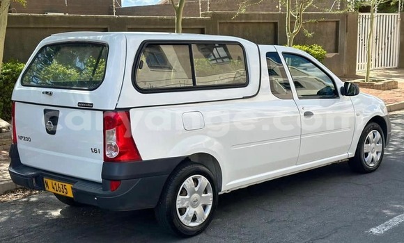 Buy Used Nissan NV200 White Car in Gobabis in Omaheke Buy Used Nissan NV200 White Car in Gobabis in Omaheke