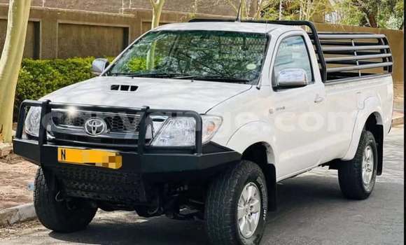Acheter Occasion Voiture Toyota Hilux Blanc à Import - Dubai, Namibie