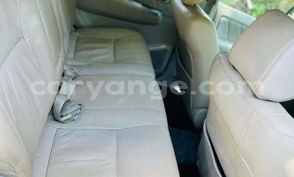 Acheter Occasion Voiture Toyota Fortuner Blanc à Grootfontein, Namibie Acheter Occasion Voiture Toyota Fortuner Blanc à Grootfontein, Namibie