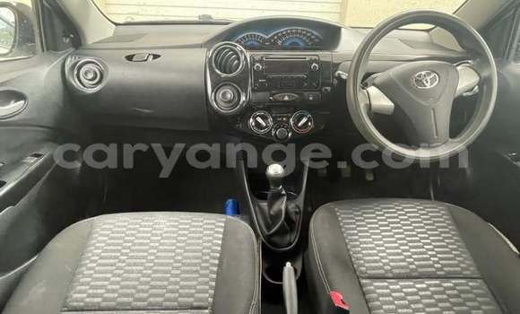 Acheter Occasion Voiture Toyota Etios Blanc à Henties Bay, Erongo Acheter Occasion Voiture Toyota Etios Blanc à Henties Bay, Erongo