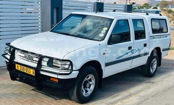 Buy Used Isuzu KB White Car in Henties Bay in Erongo