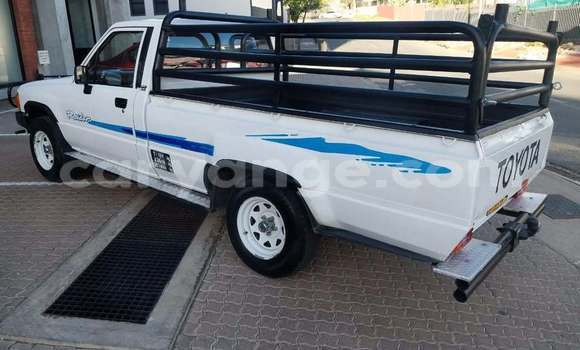 Buy Used Toyota Hilux White Car in Windhoek in Namibia