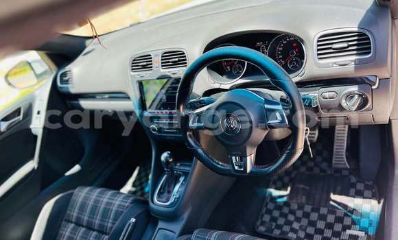 Buy Used Volkswagen Golf White Car in Windhoek in Namibia Buy Used Volkswagen Golf White Car in Windhoek in Namibia