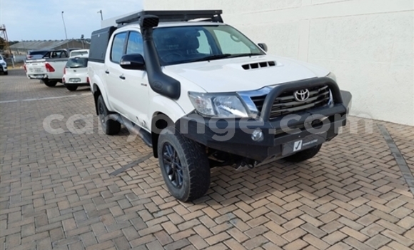 Buy Used Toyota Hilux White Car in Windhoek in Namibia Buy Used Toyota Hilux White Car in Windhoek in Namibia