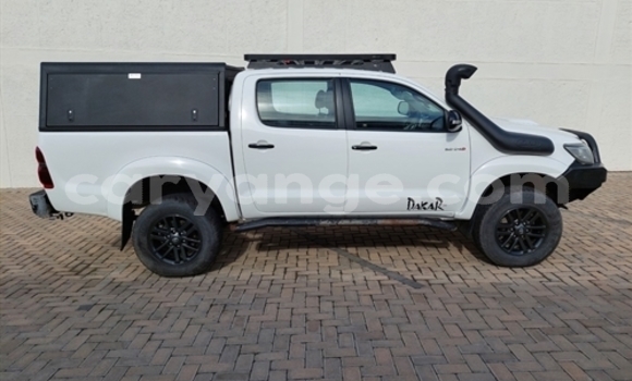 Buy Used Toyota Hilux White Car in Windhoek in Namibia Buy Used Toyota Hilux White Car in Windhoek in Namibia