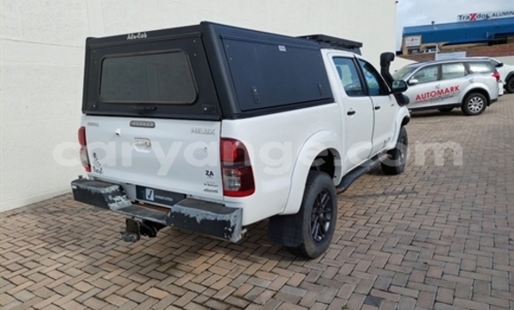 Buy Used Toyota Hilux White Car in Windhoek in Namibia Buy Used Toyota Hilux White Car in Windhoek in Namibia